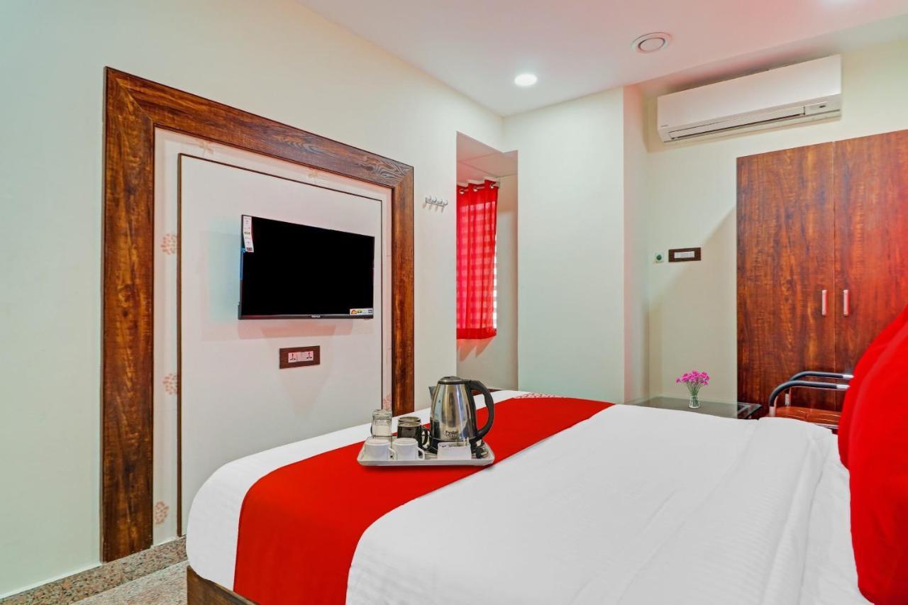 Heavens Inn Near Rasoolpura Metro Station 海得拉巴 外观 照片