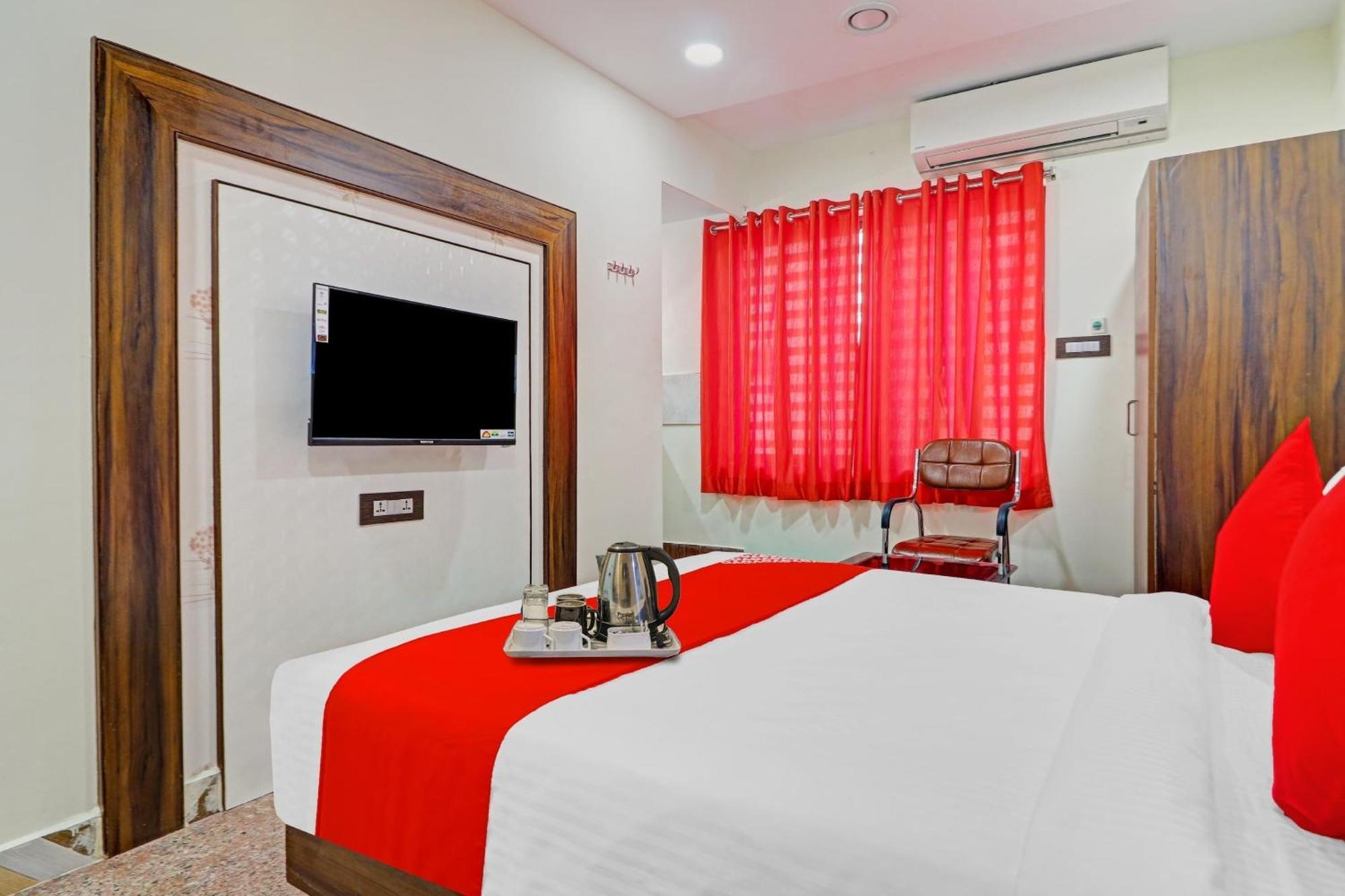 Heavens Inn Near Rasoolpura Metro Station 海得拉巴 外观 照片